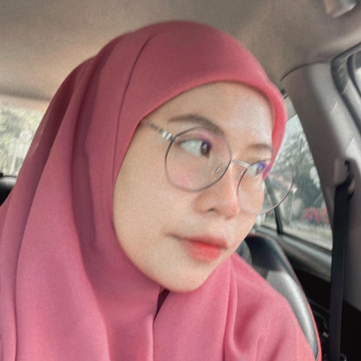 Gambar Najihah Alias