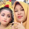 April Dewi Amora